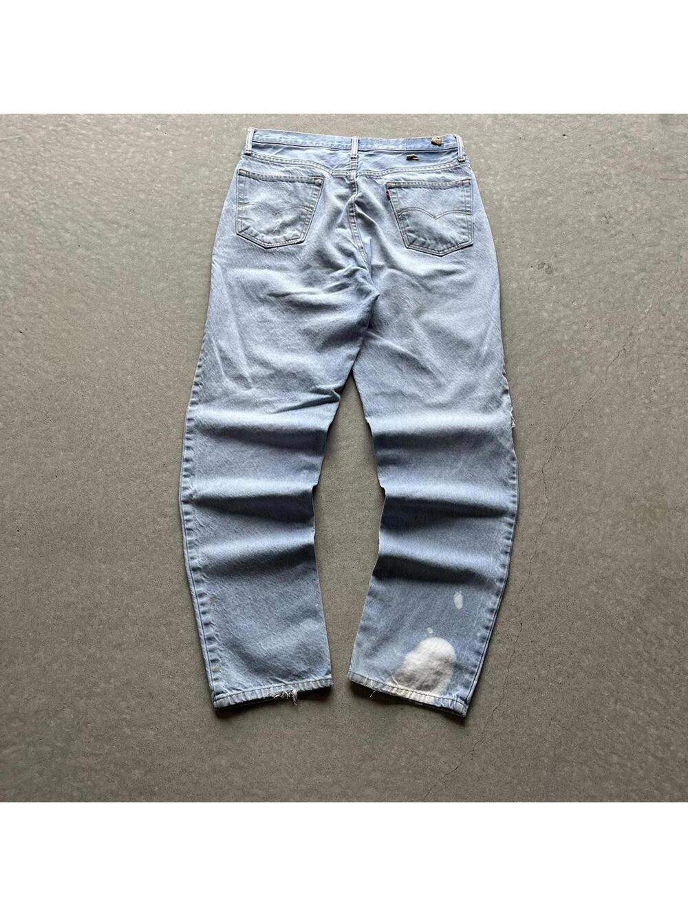 Vintage Y2K Distressed Levi’s Jeans